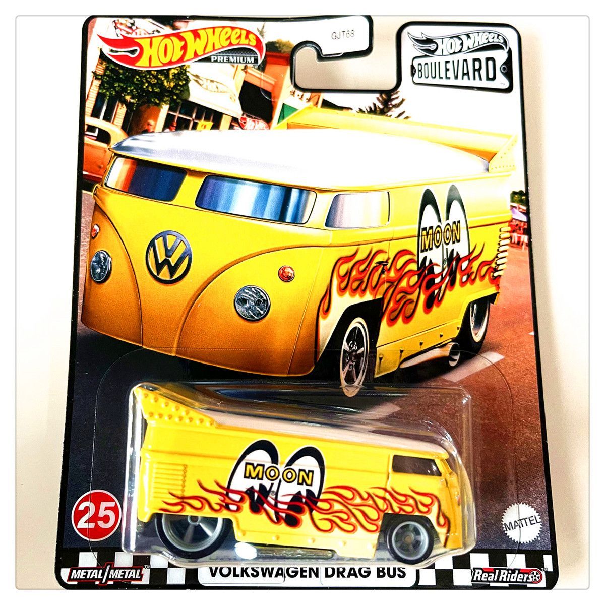 Hot Wheels Car Model Boulevard - Mattel Collectible & Vintage Dolls avis et prix