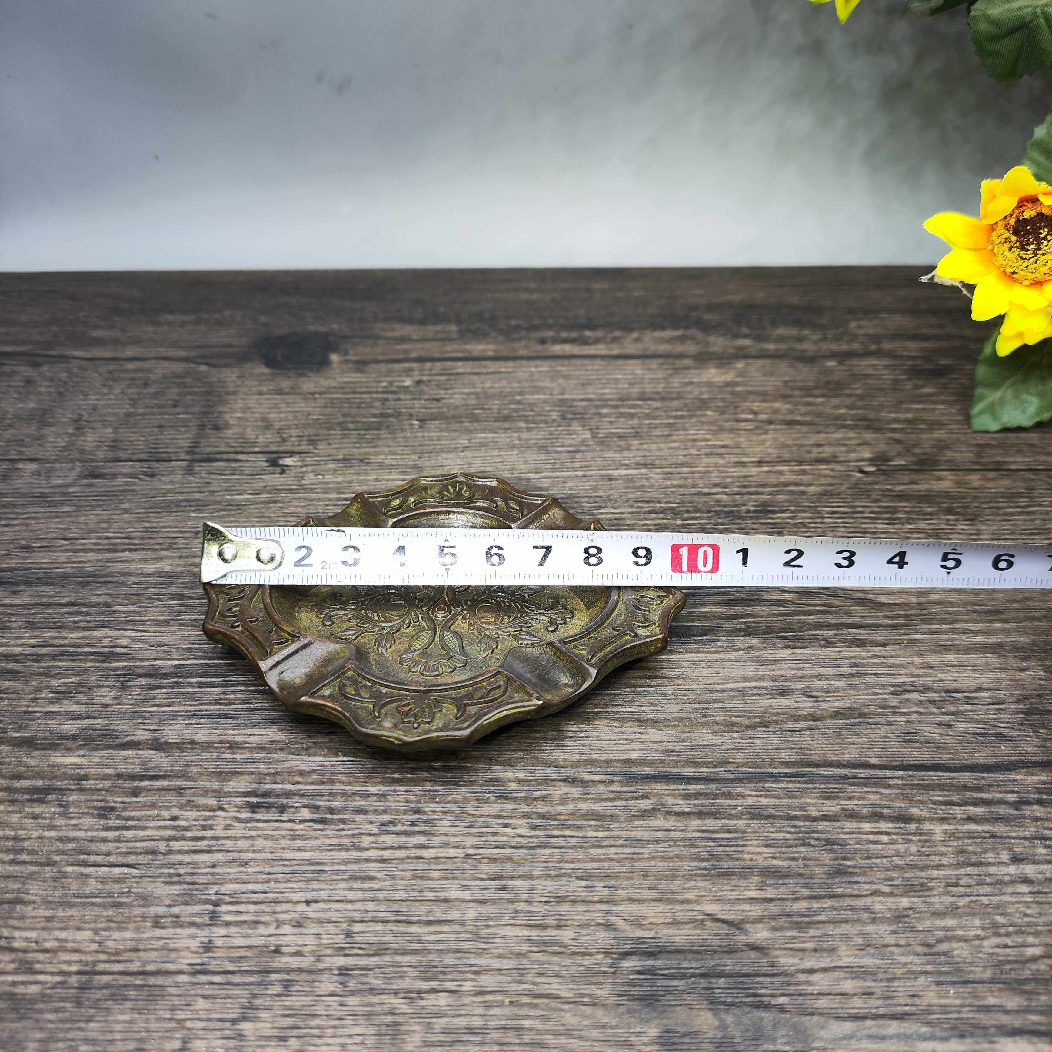 Vintage Brass Flower Rich Patt - Vintage Collectible Ashtrays avis et prix
