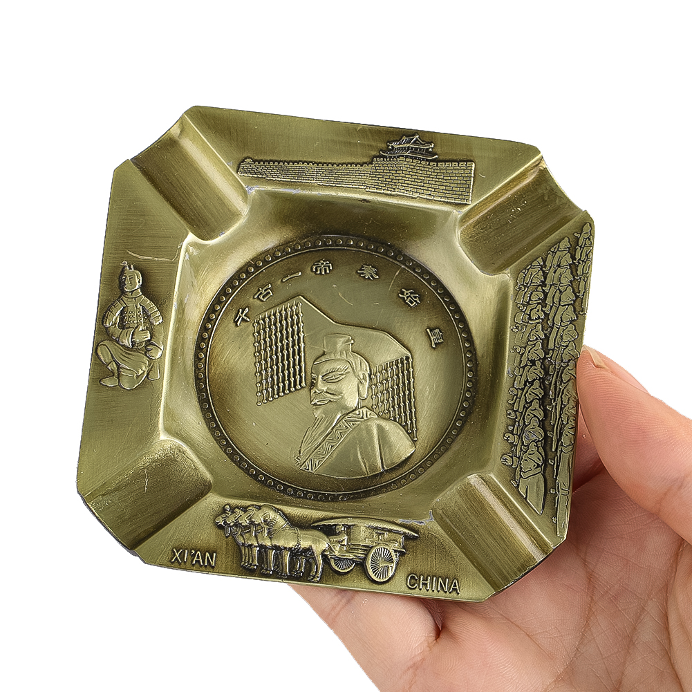 Vintage Zinc Alloy Ashtray Eng - Vintage Collectible Ashtrays avis et prix