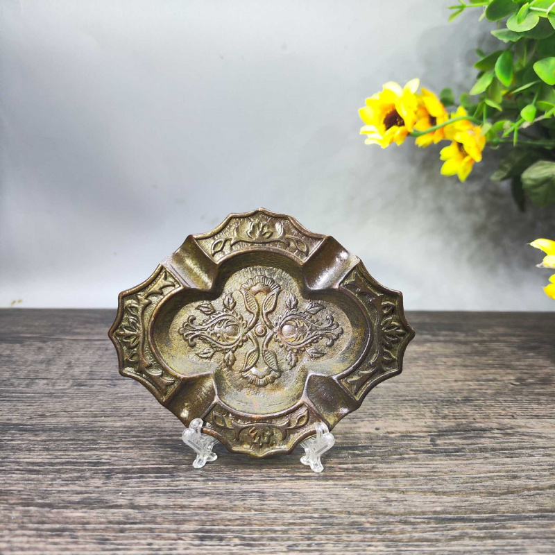 Antique collection, vintage -p - Vintage Collectible Ashtrays avis et prix